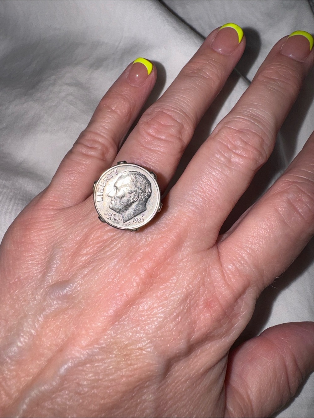 Vintage 1988 Roosevelt Dime Coin Statement Ring | Size 8